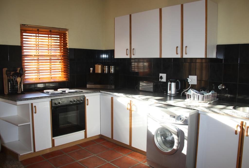 Pensjonat Calais Wine Estate Paarl Zewnętrze zdjęcie